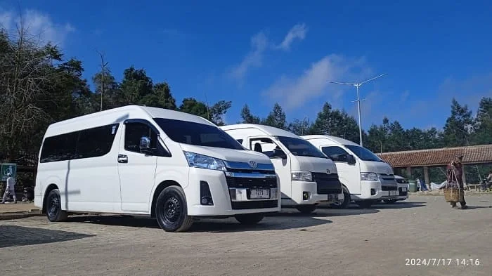 Jemputan Hiace Bandara Soetta ke Bandung