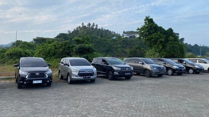 Layanan Rental Mobil Bandung Murah